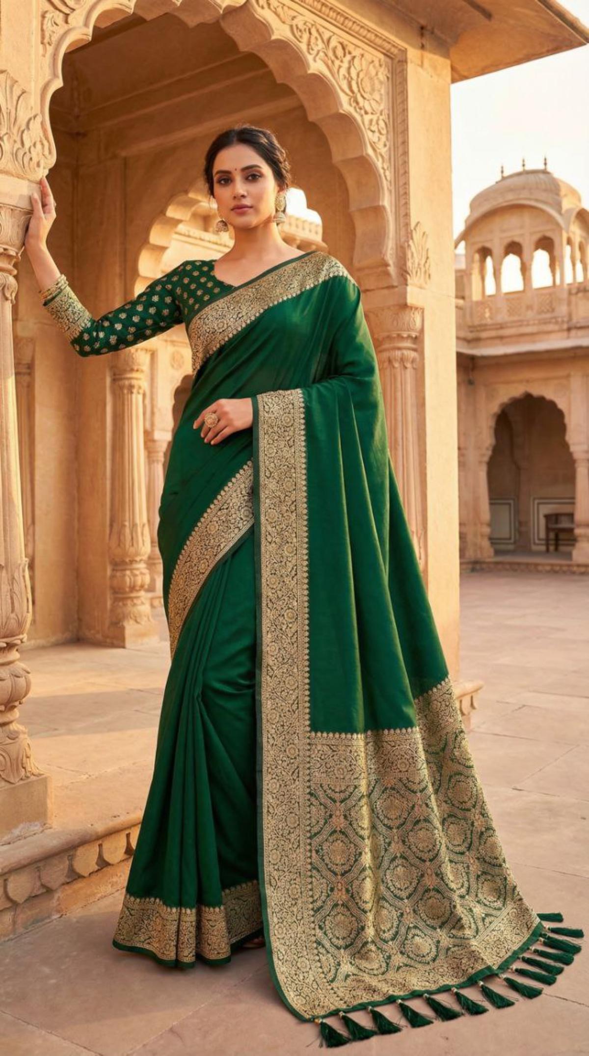 Mameraa Sarees Green Soft Banarasi Silk Fabric Saree With Natural Zari Weaving In Gala Border-Green - Dista