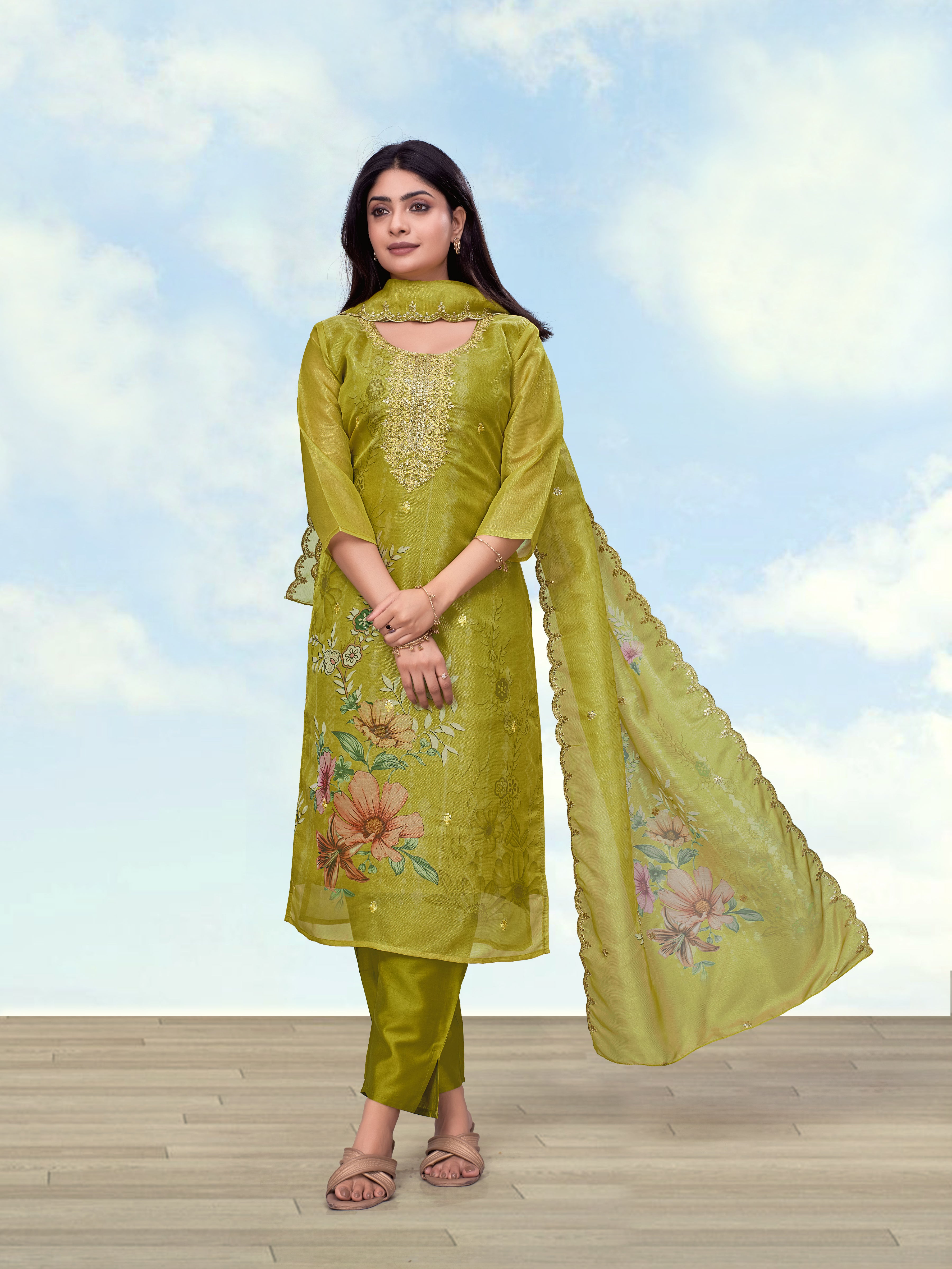 Monjolika Fashion Pear Simar Kurta Set With Floral Print - Dista