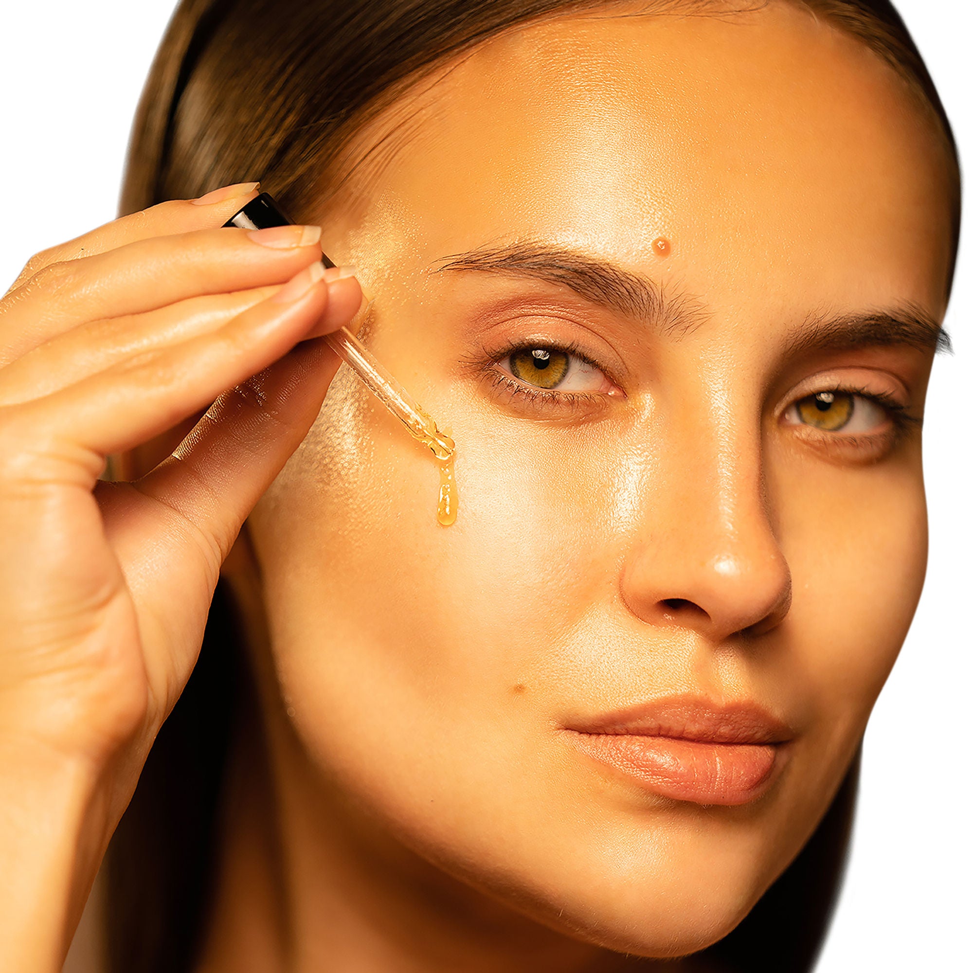 PAC Studio Spotlight Oil Primer - Ultra Lightweight, Hydrates Nourishes & Boosts Radiance Best For Dry Skin - Distacart