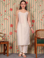 Thumbnail for Ode by House of Pataudi Striped V-Neck Pure Cotton Kurta with Trousers & Dupatta - Distacart