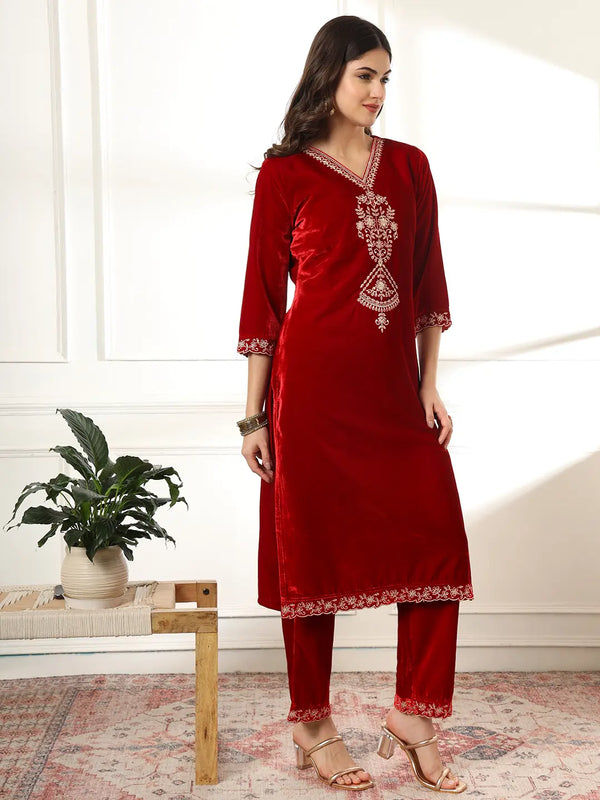 Yufta Velvet Maroon Kurta Dupatta Set With Embroidery