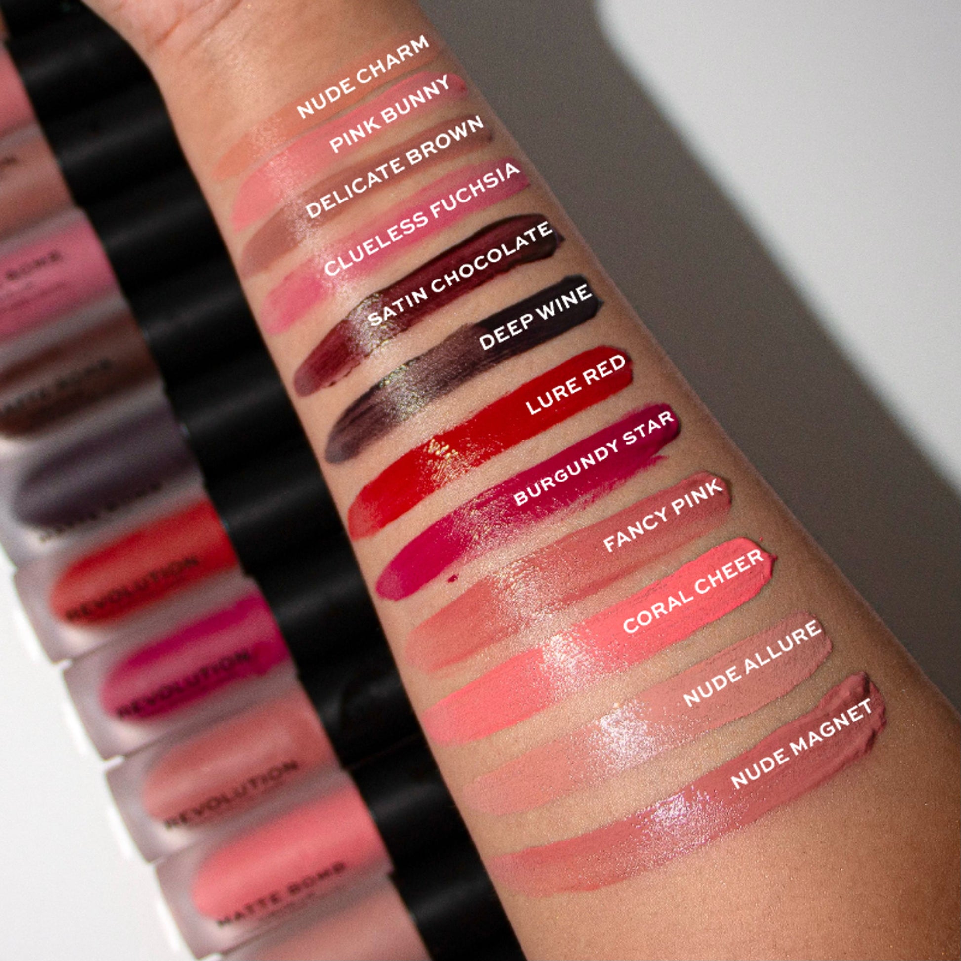 Makeup Revolution Matte Bomb - Pink Bunny - Distacart