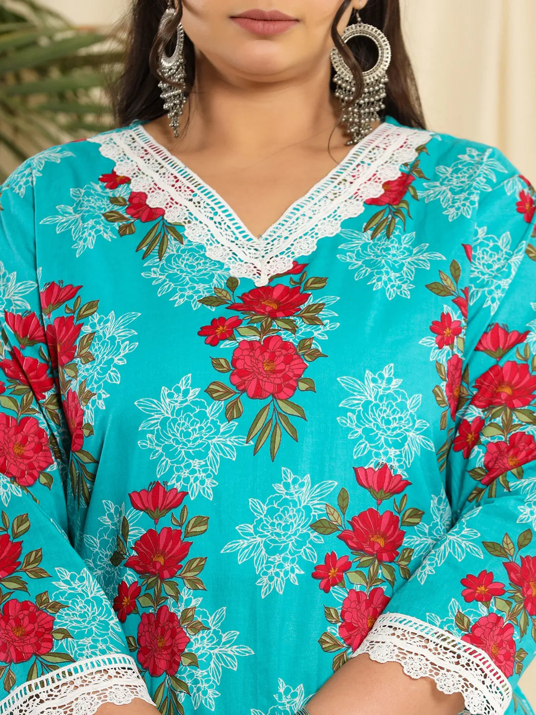 Yufta Pure Cotton Blue Kurta Dupatta Pant Set With Handwork