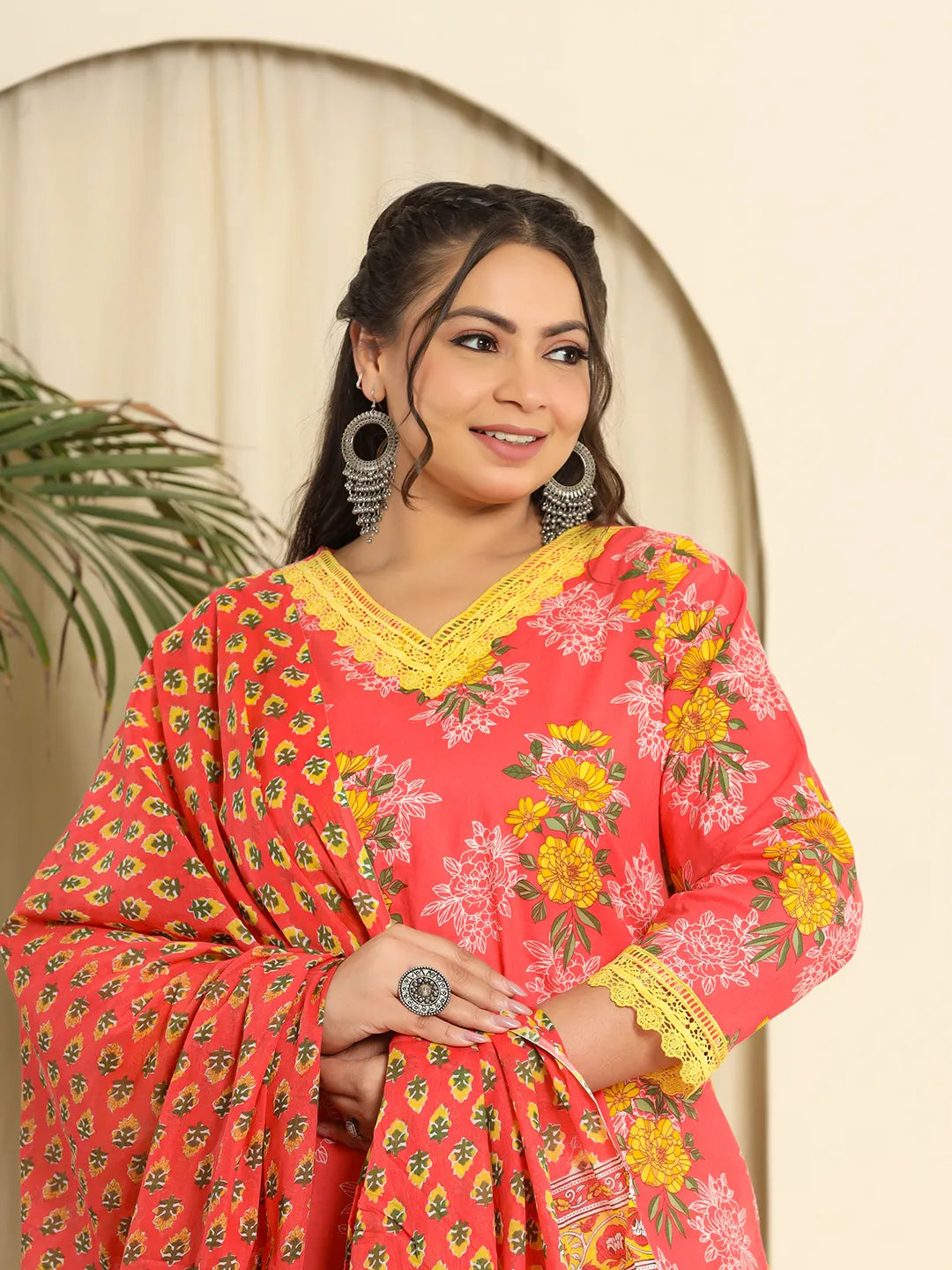 Yufta Pure Cotton Pink Kurta Dupatta Pant Set With Handwork
