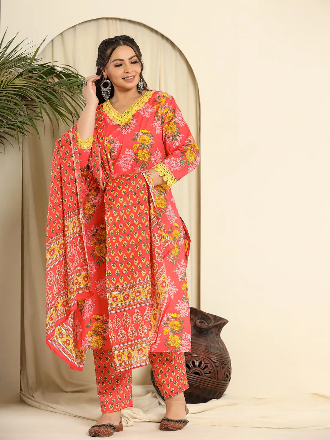 Yufta Pure Cotton Pink Kurta Dupatta Pant Set With Handwork