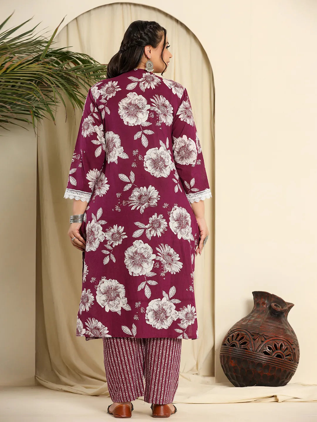 Yufta Purple Pure Cotton Kurta Dupatta Pant Set With Handwork