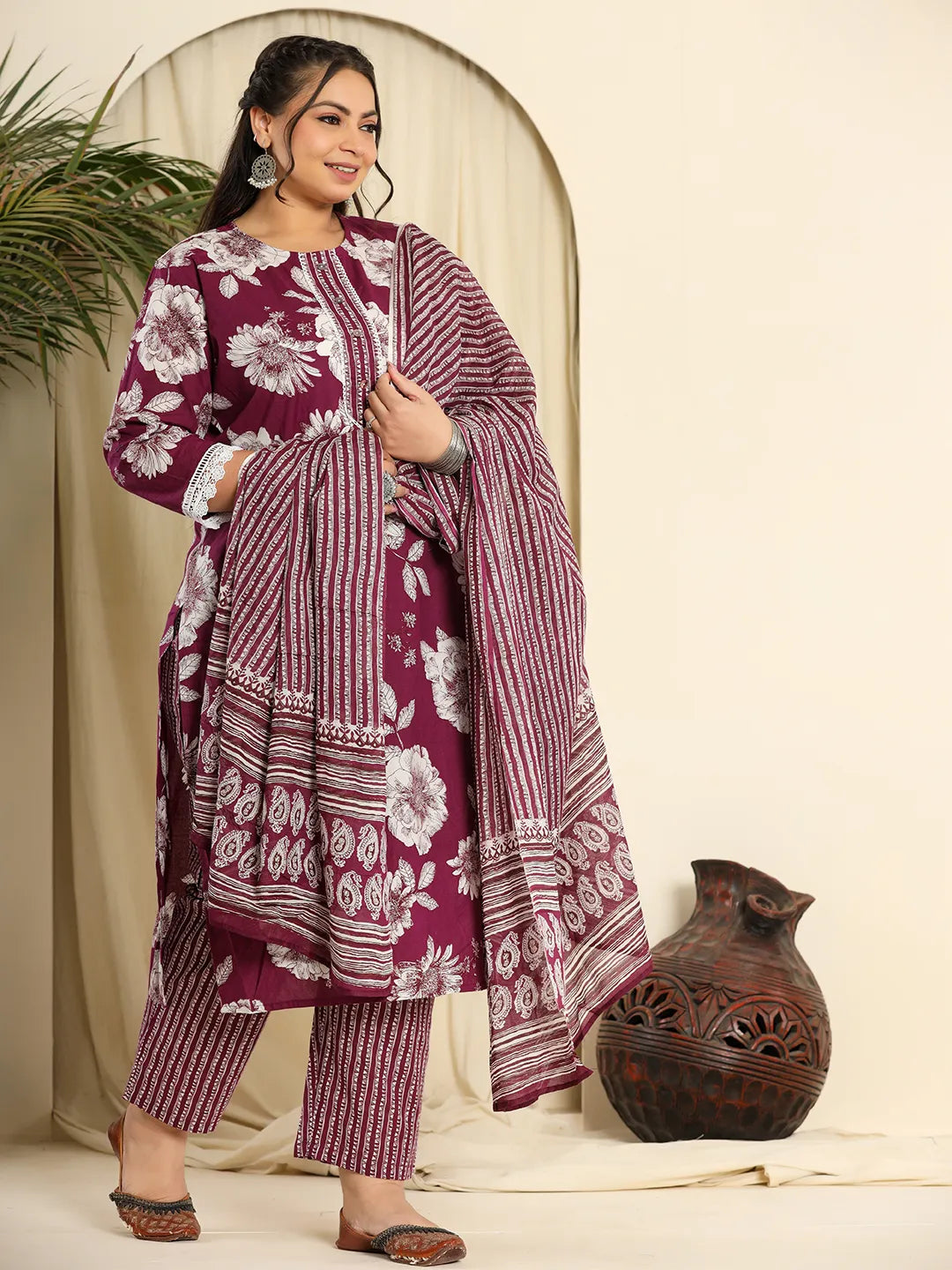 Yufta Purple Pure Cotton Kurta Dupatta Pant Set With Handwork