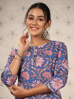 Thumbnail for Ode by House of Pataudi Blue Floral Printed Regular Pure Cotton Kurti with Trouser - Distacart