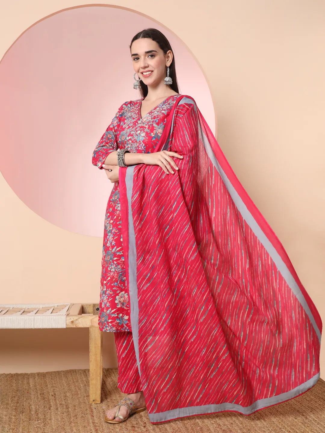 Yufta Pink Pure Cotton Thread_Work Straight Kurta Dupatta Pant Set