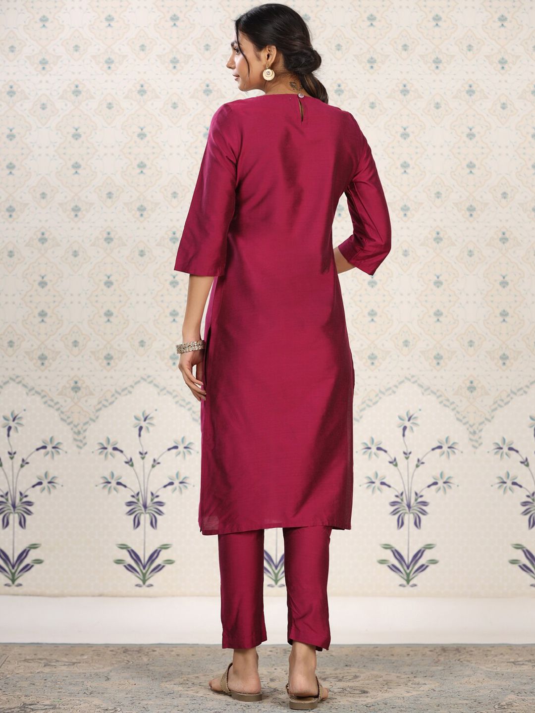 Ode by House of Pataudi Yoke Design Embroidered Kurta with Trousers - Distacart