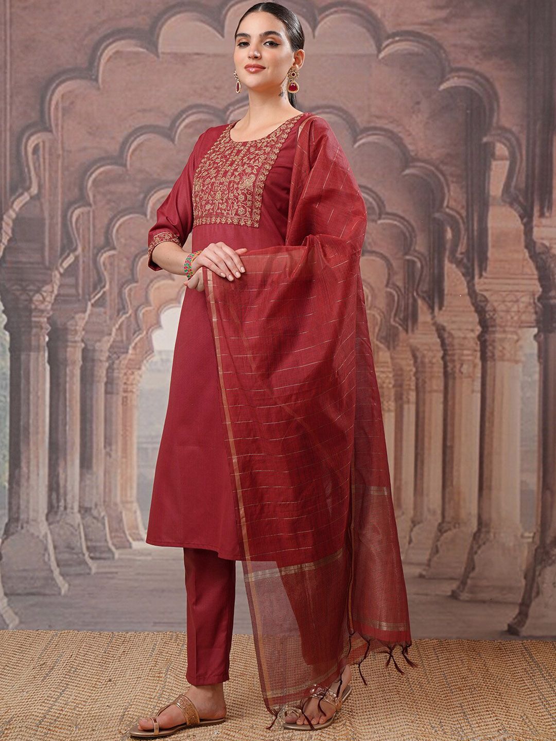 Vishudh Floral Yoke Design Regular Thread Work Kurta with Trousers & With Dupatta