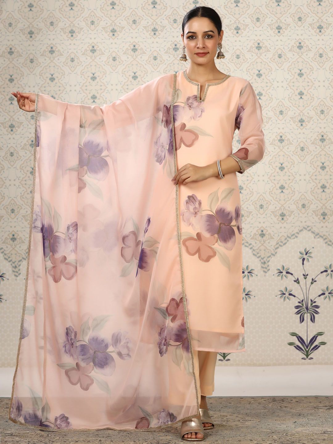 Ode by House of Pataudi Floral Printed Regular Kurta With Trousers & Dupatta - Distacart