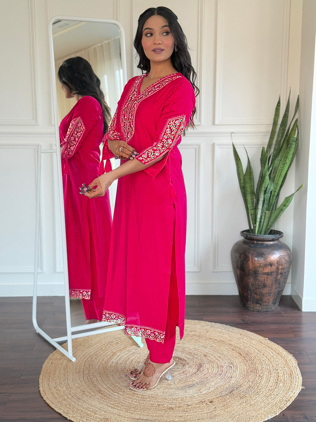 The52 Beautiful Women's Thread work Viscose Fabric Straight Kurta, Pant and Dupatta Set