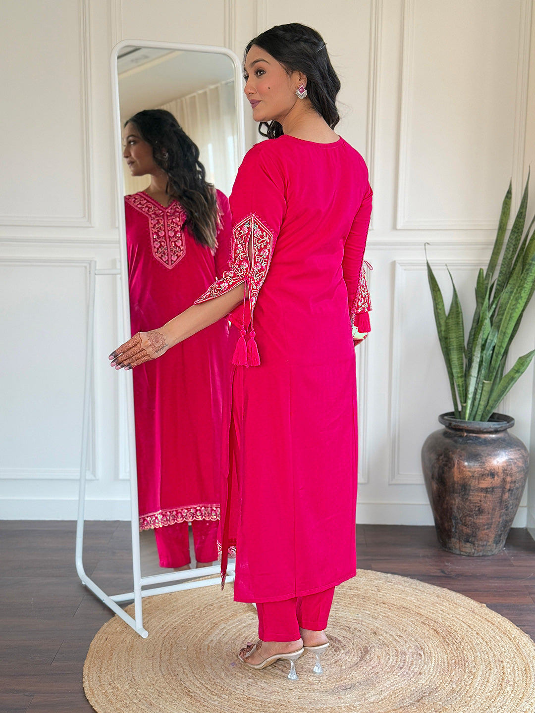 The52 Beautiful Women's Thread work Viscose Fabric Straight Kurta, Pant and Dupatta Set