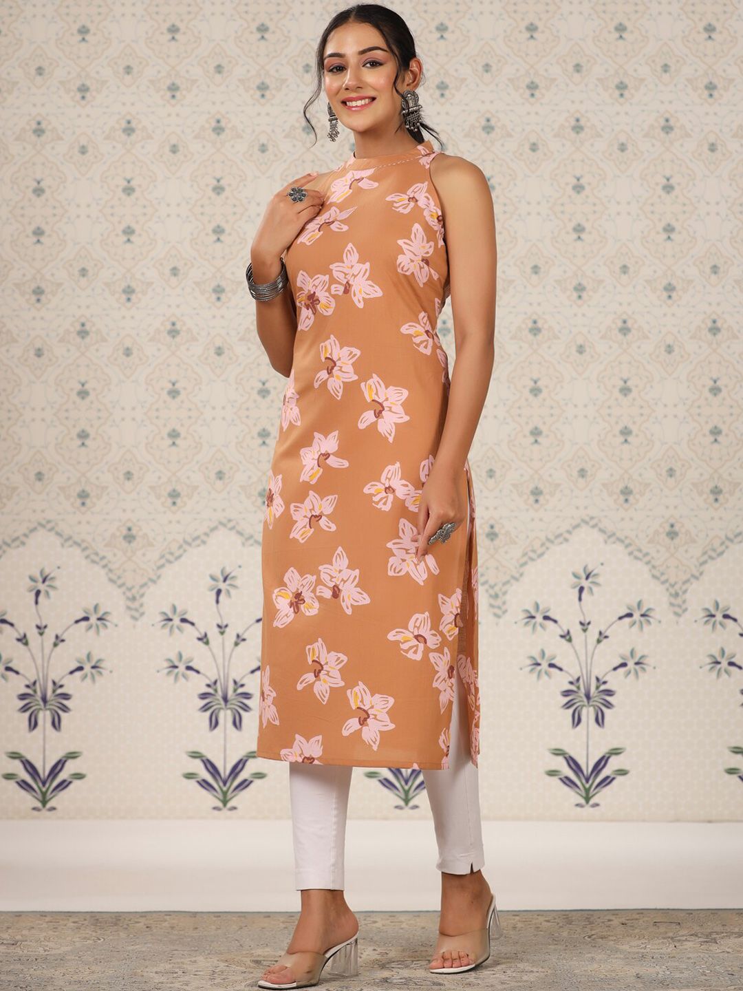 Ode by House of Pataudi Floral Printed Sleeveless Pure Cotton Straight Kurta - Distacart