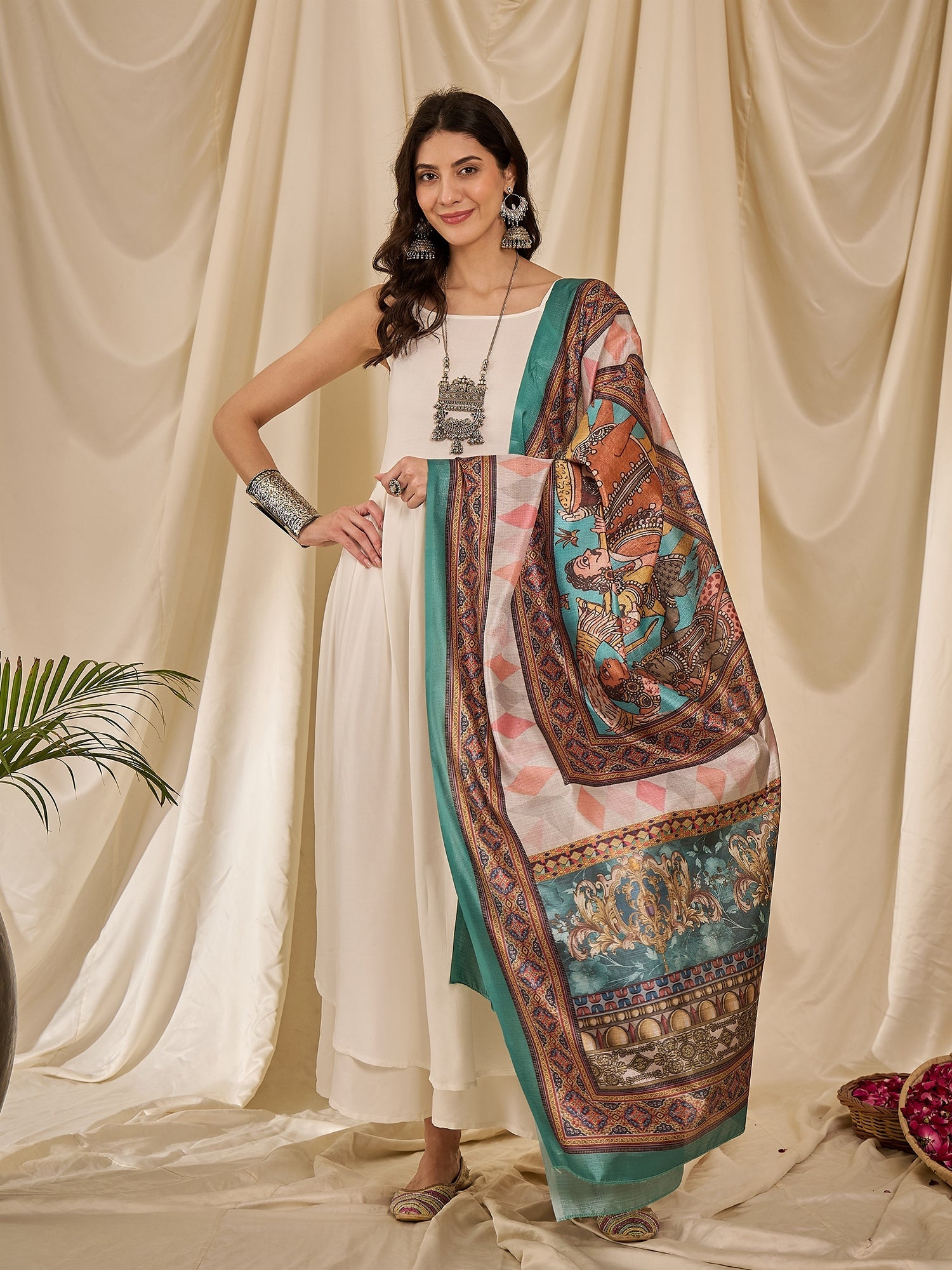 InWeave White Strappy Rama Green Dupatta Set - Distacart