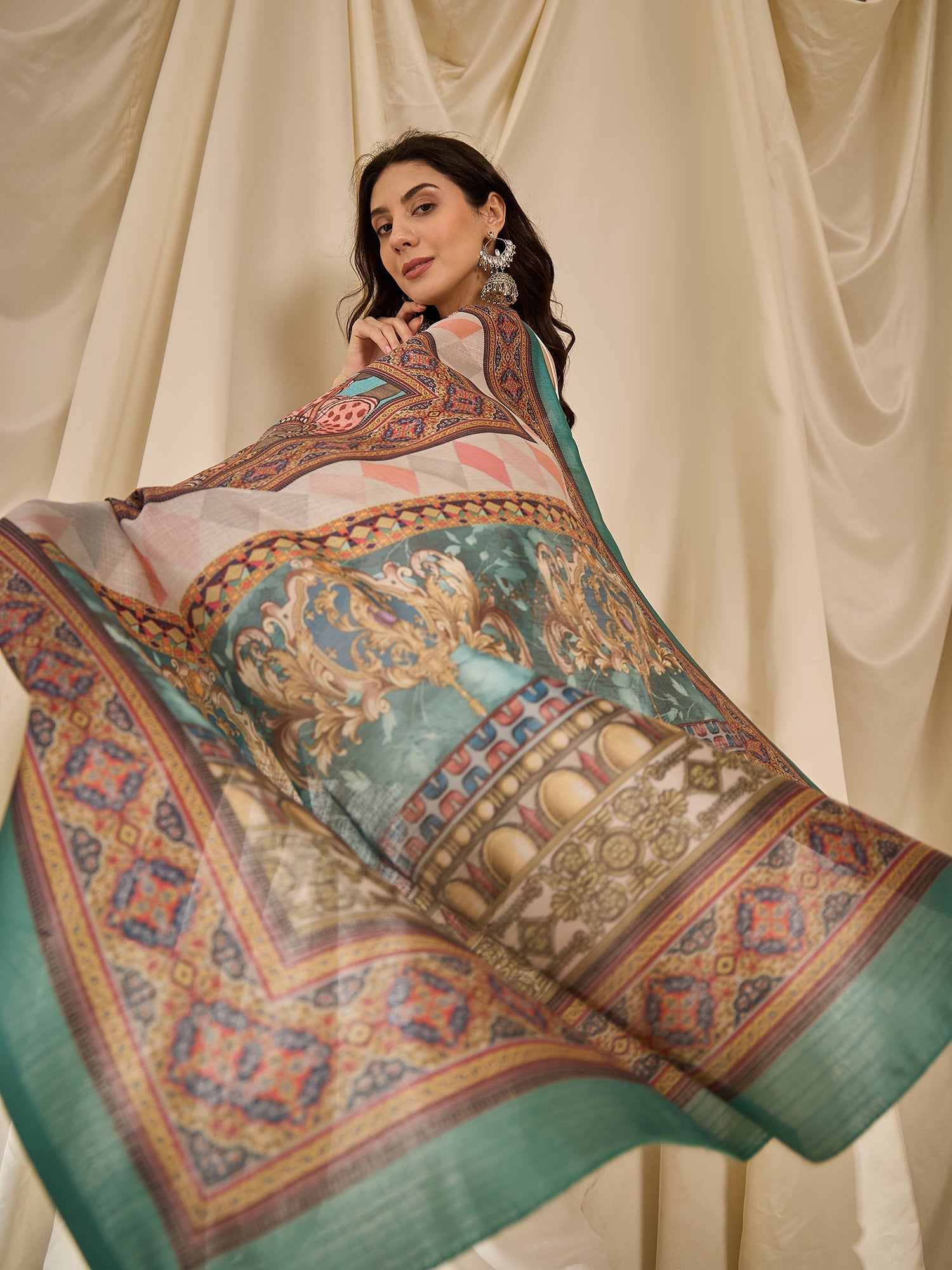 InWeave White Strappy Rama Green Dupatta Set - Distacart
