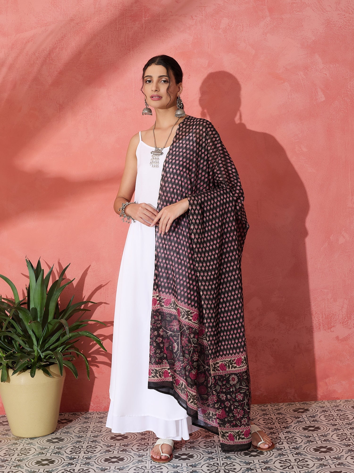 InWeave White Strappy Set With Black Pink Ethnic Print Cotton Dupatta - Distacart