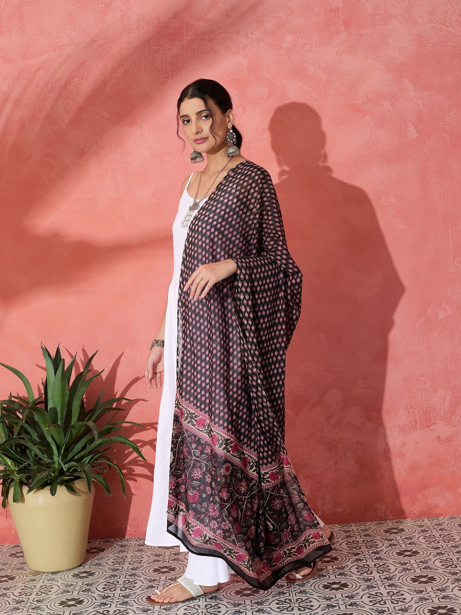 InWeave White Strappy Set With Black Pink Ethnic Print Cotton Dupatta - Distacart
