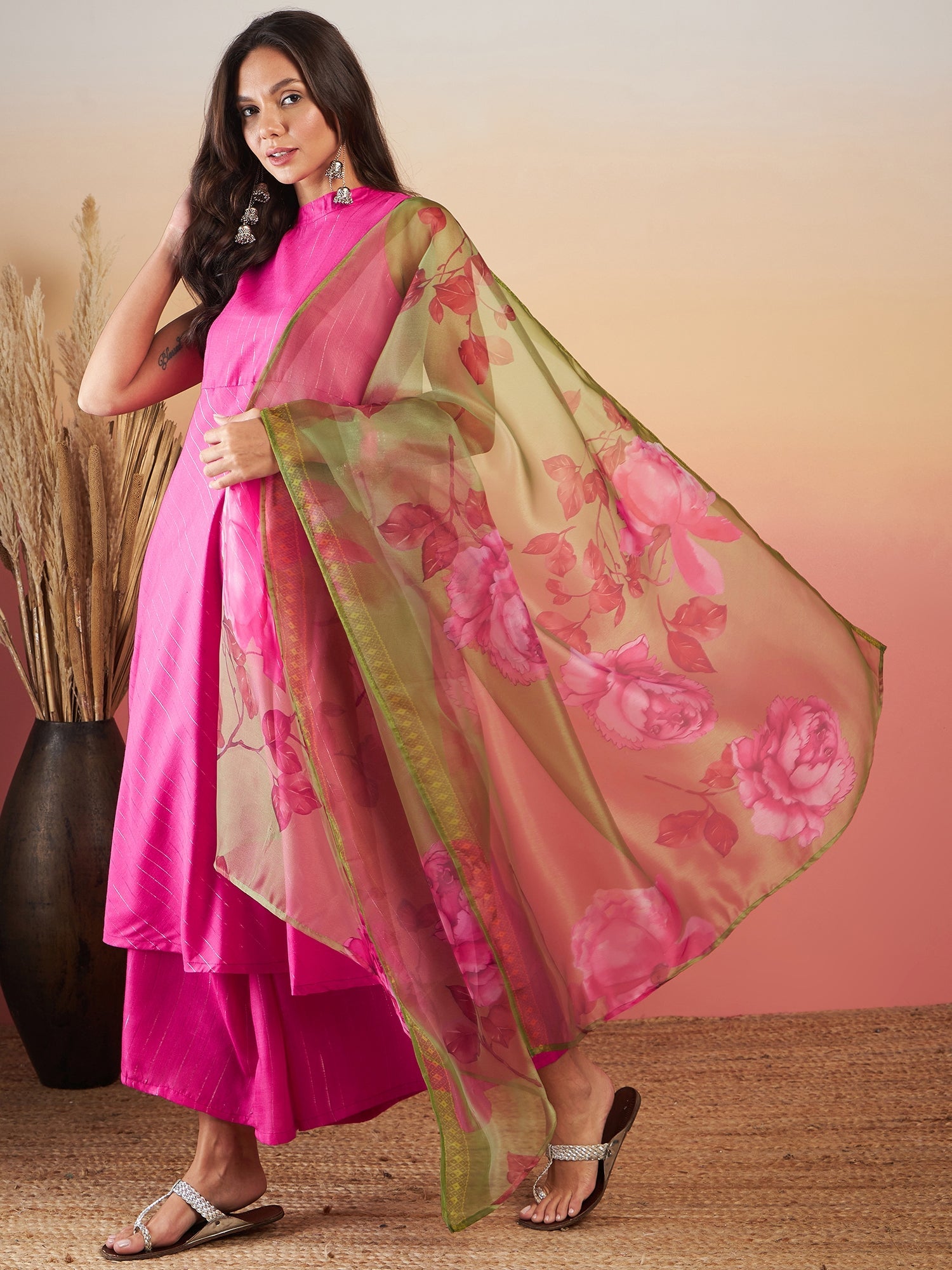 InWeave Fuchsia Olive Lurex Set - Distacart