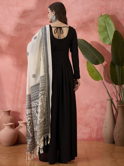 InWeave Black Sweetheart Kurta With Dupatta - Distacart