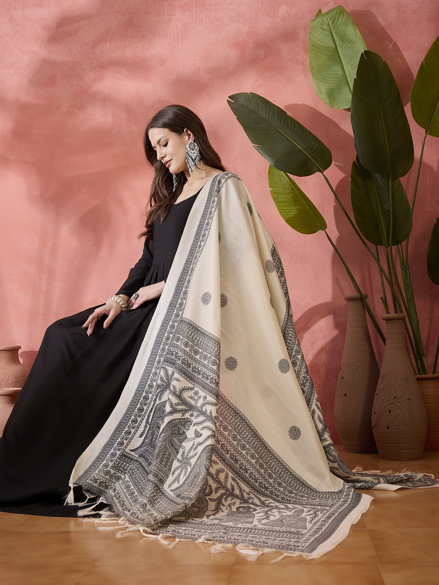 InWeave Black Sweetheart Kurta With Dupatta - Distacart