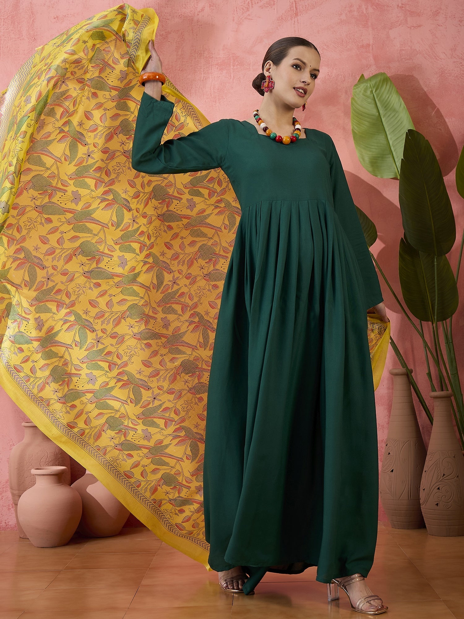 InWeave Green Sweetheart Kurta With Dupatta