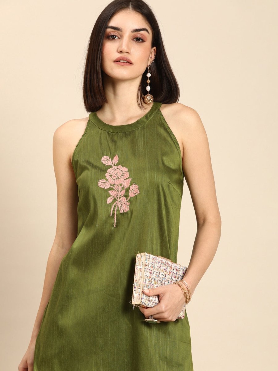 All About You Women Green Floral Print Embroidered Regular Kurta with Trousers - Distacart