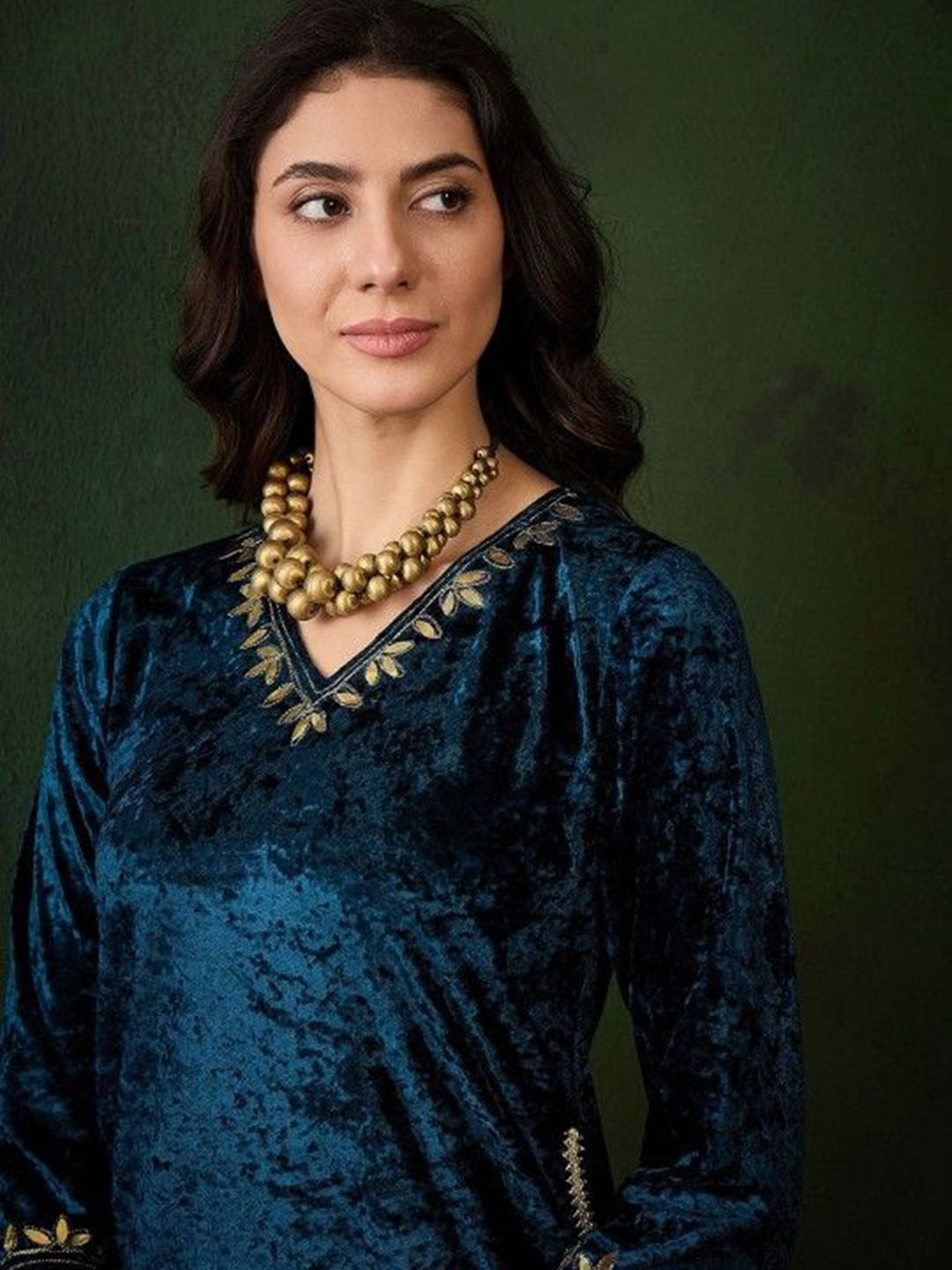 Sangria Yoke Design Velvet Straight Kurta - Distacart