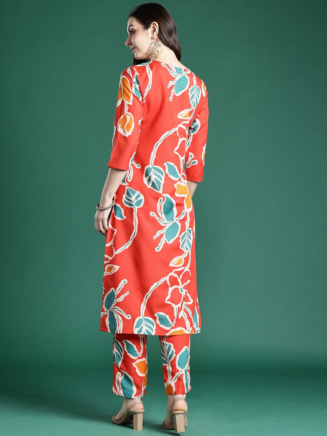 Indo Era Floral Printed Regular Pure Cotton Kurta with Trousers
