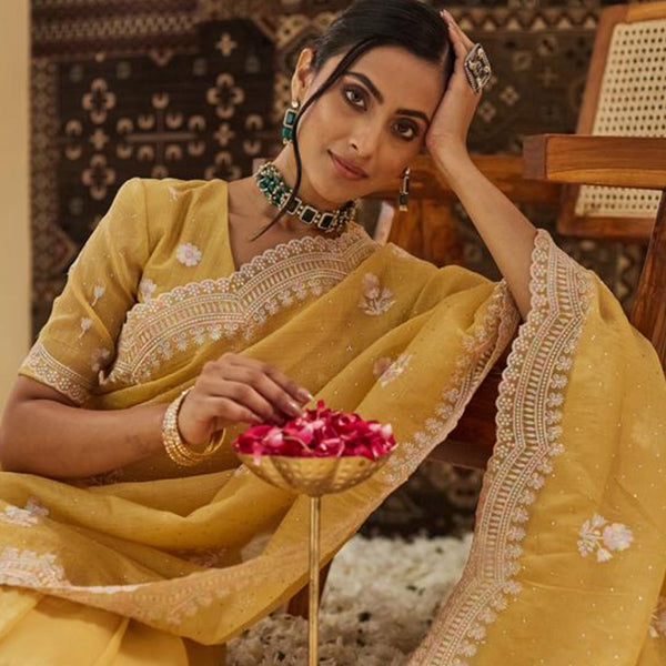 kasee Floral Phulkari Silk Blend Saree - Distacart