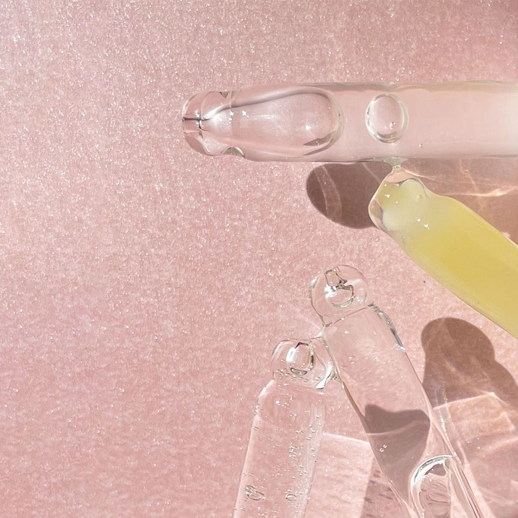 Makeup Revolution 2% Hydrating Hyaluronic Acid Serum