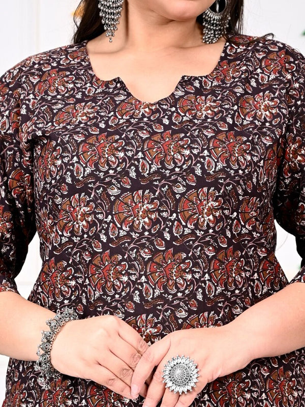 Swasti Plus Size Floral Printed Round Neck Straight Kurta