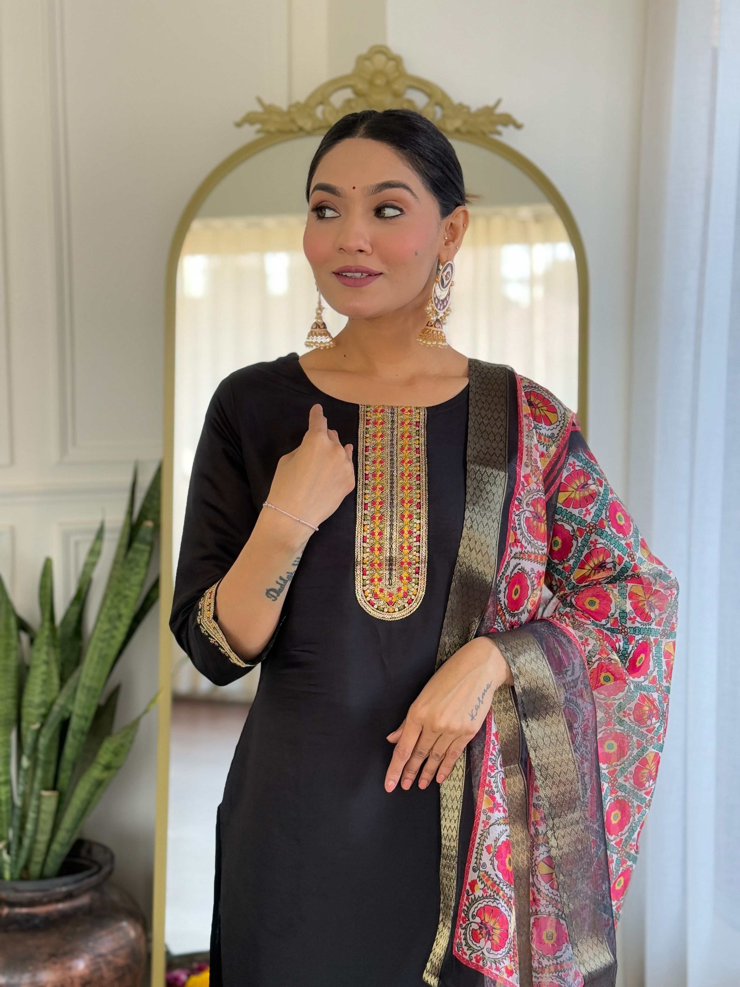 The52 Women's Viscose Embroidery work Straight Kurta with Pant and Dupatta Set