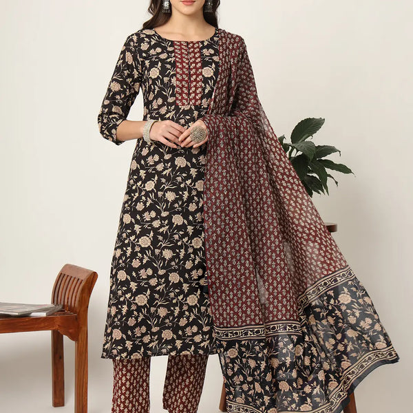 Yufta Piping On Yoke Floral Print Black Cotton Kurta Set With Dupatta Set - Distacart
