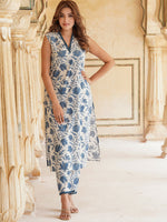 Thumbnail for Kalini Floral Printed Straight Pure Cotton Kurta With Trousers - Distacart