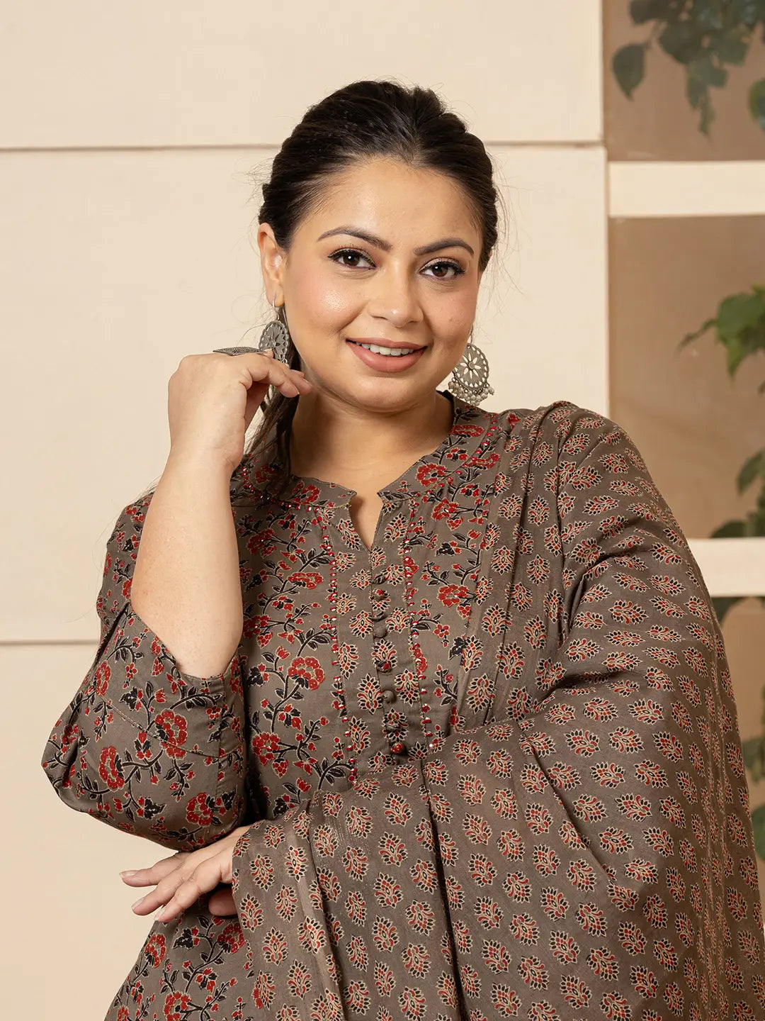 Yufta Cotton Grey Plus Size Kurta Dupatta Pant Set - Distacart