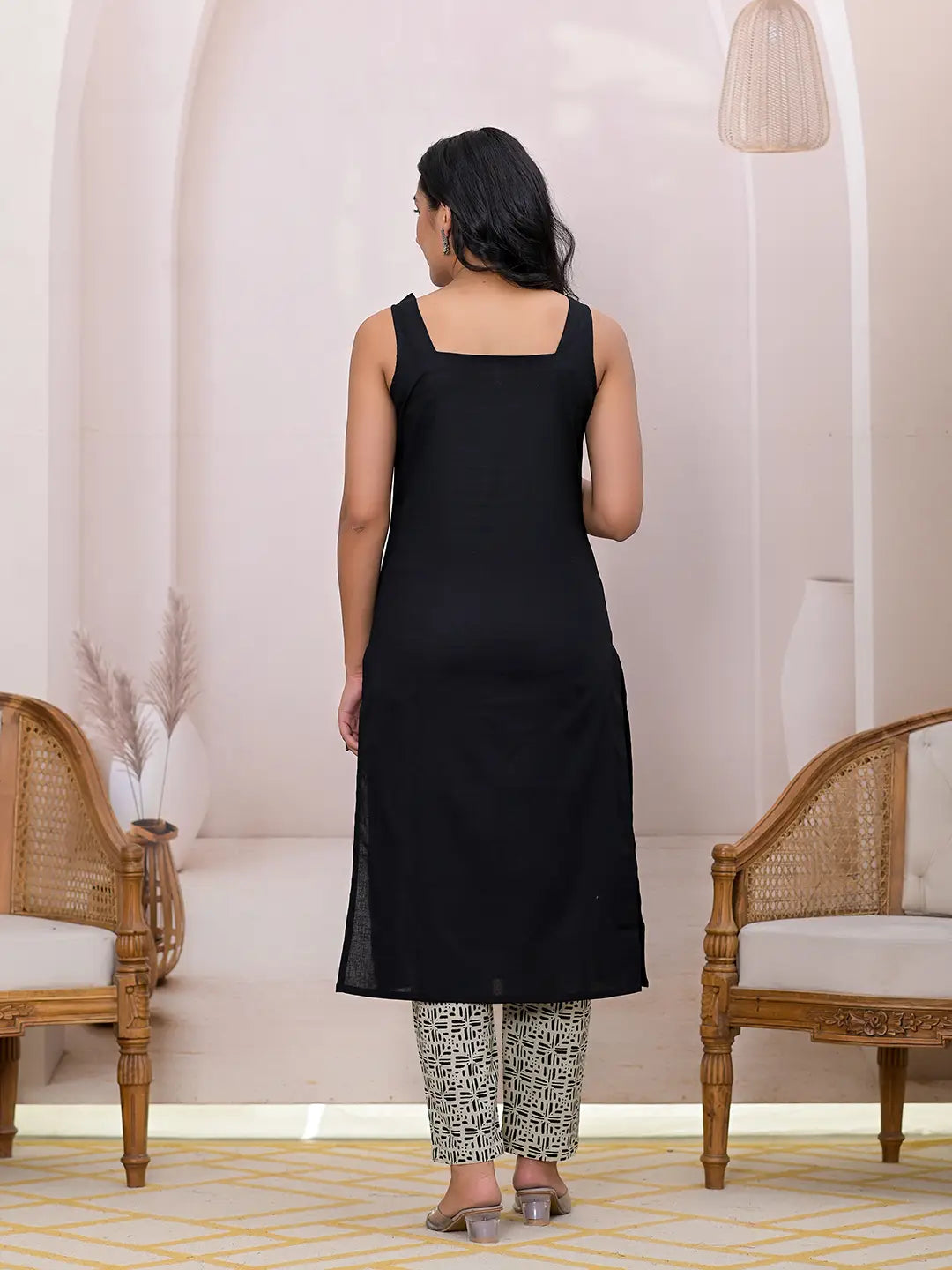 Yufta Black & Beige Pure Cotton Straight Kurta Dupatta Set - Distacart
