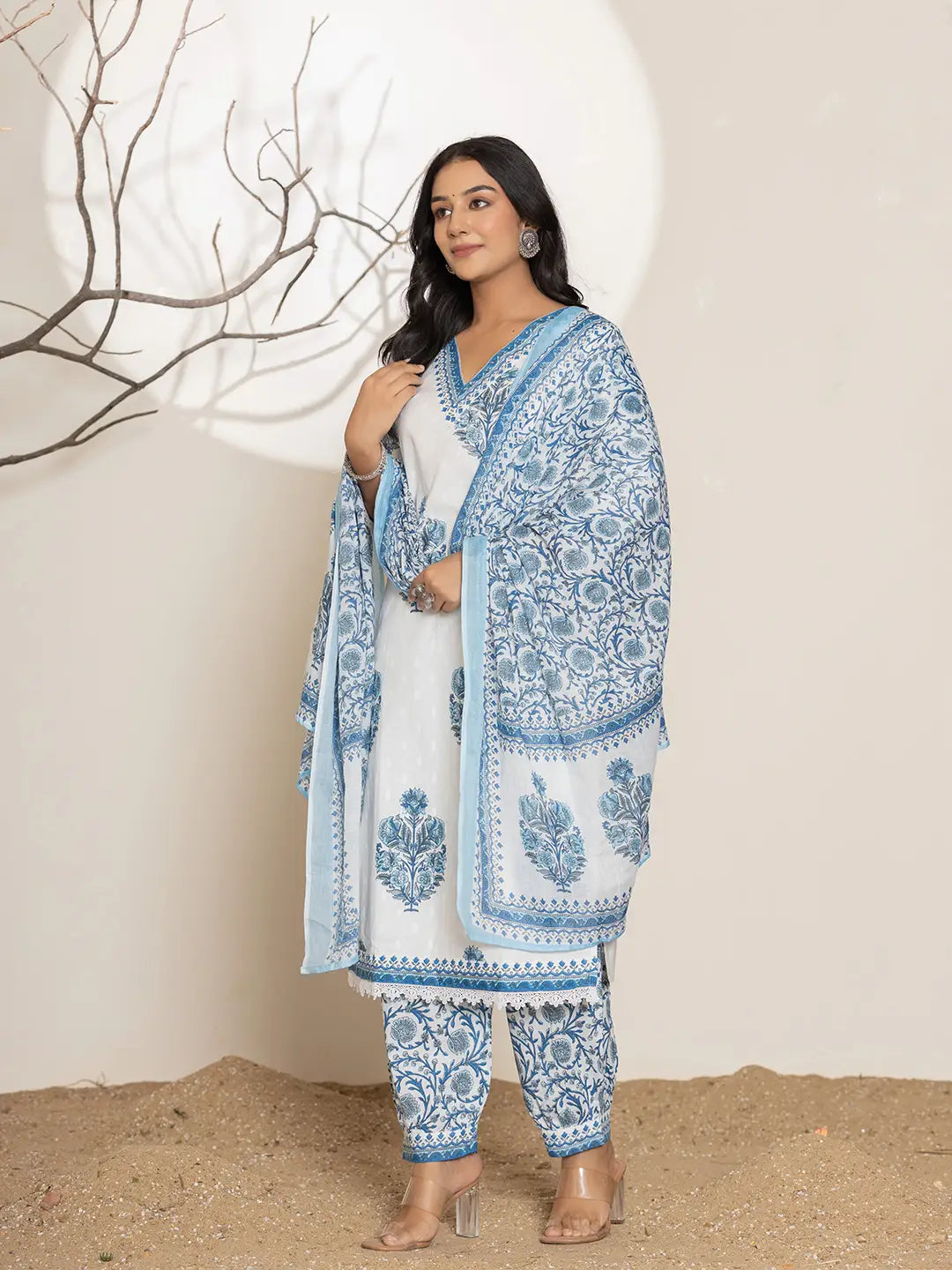 Yufta Blue And White Floral Print Cotton Kurta And Harem Pants With Dupatta Set - Distacart