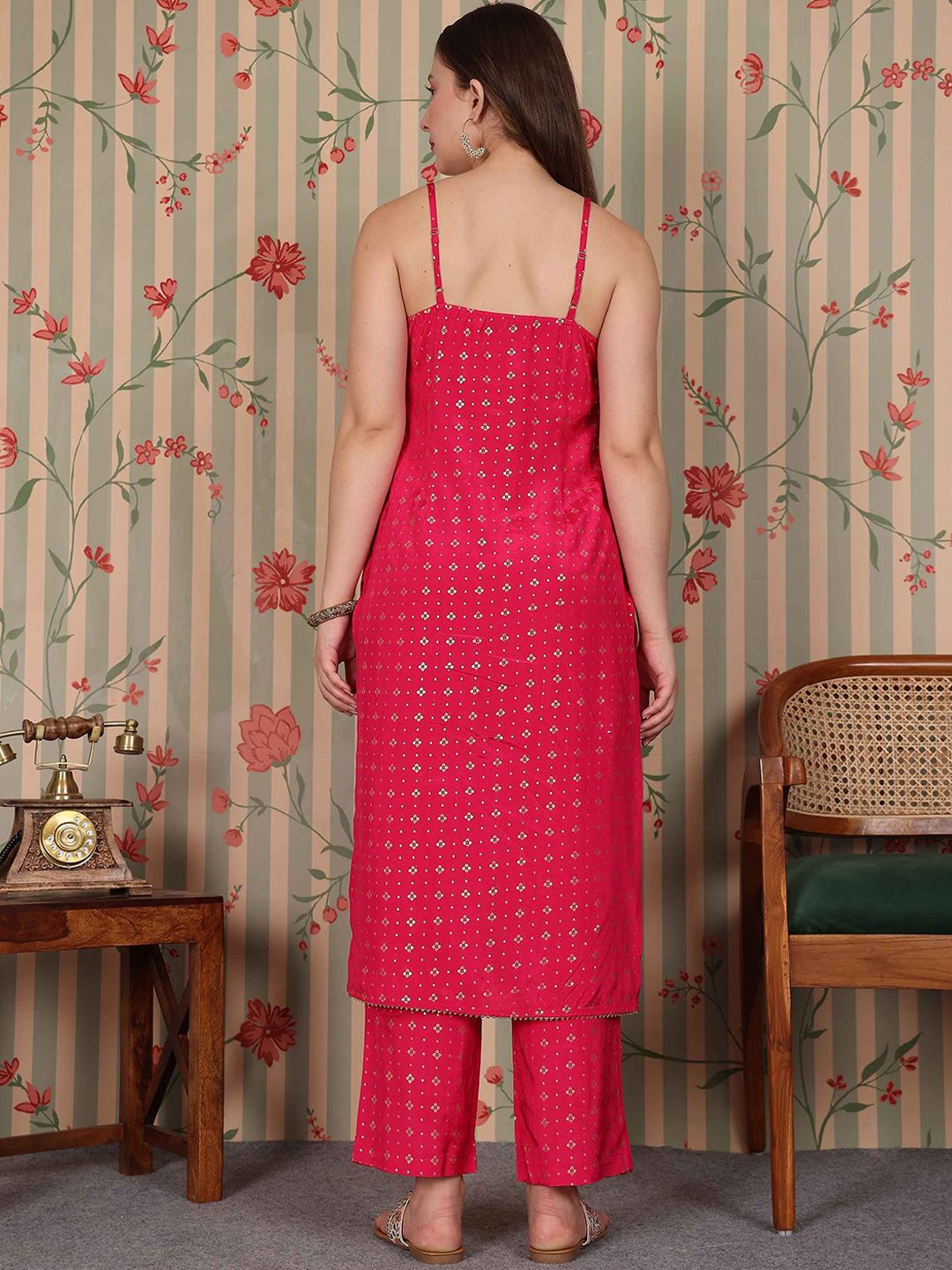 Ode by House of Pataudi Floral Printed Regular Kurta with Trousers - Distacart