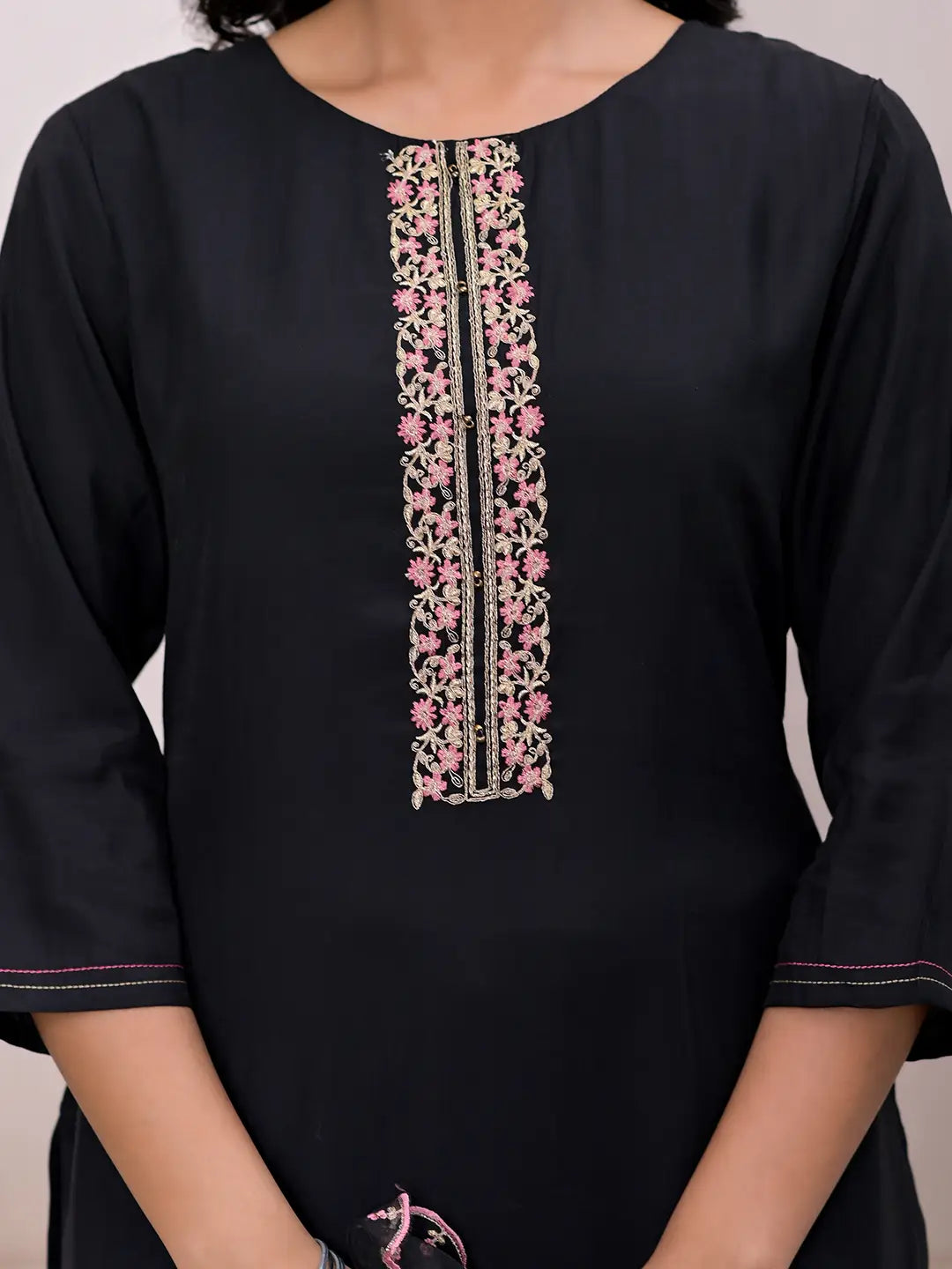 Yufta Black Embroidered Silk Blend Straight Kurta Dupatta Set