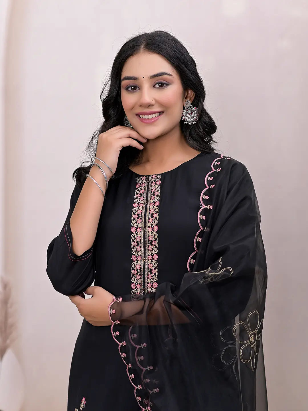 Yufta Black Embroidered Silk Blend Straight Kurta Dupatta Set