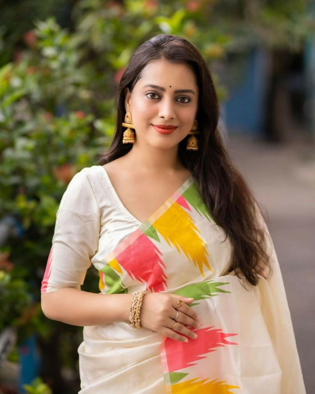 Preksha Creation Banarasi Women White Saree With Zari Work - Distacart