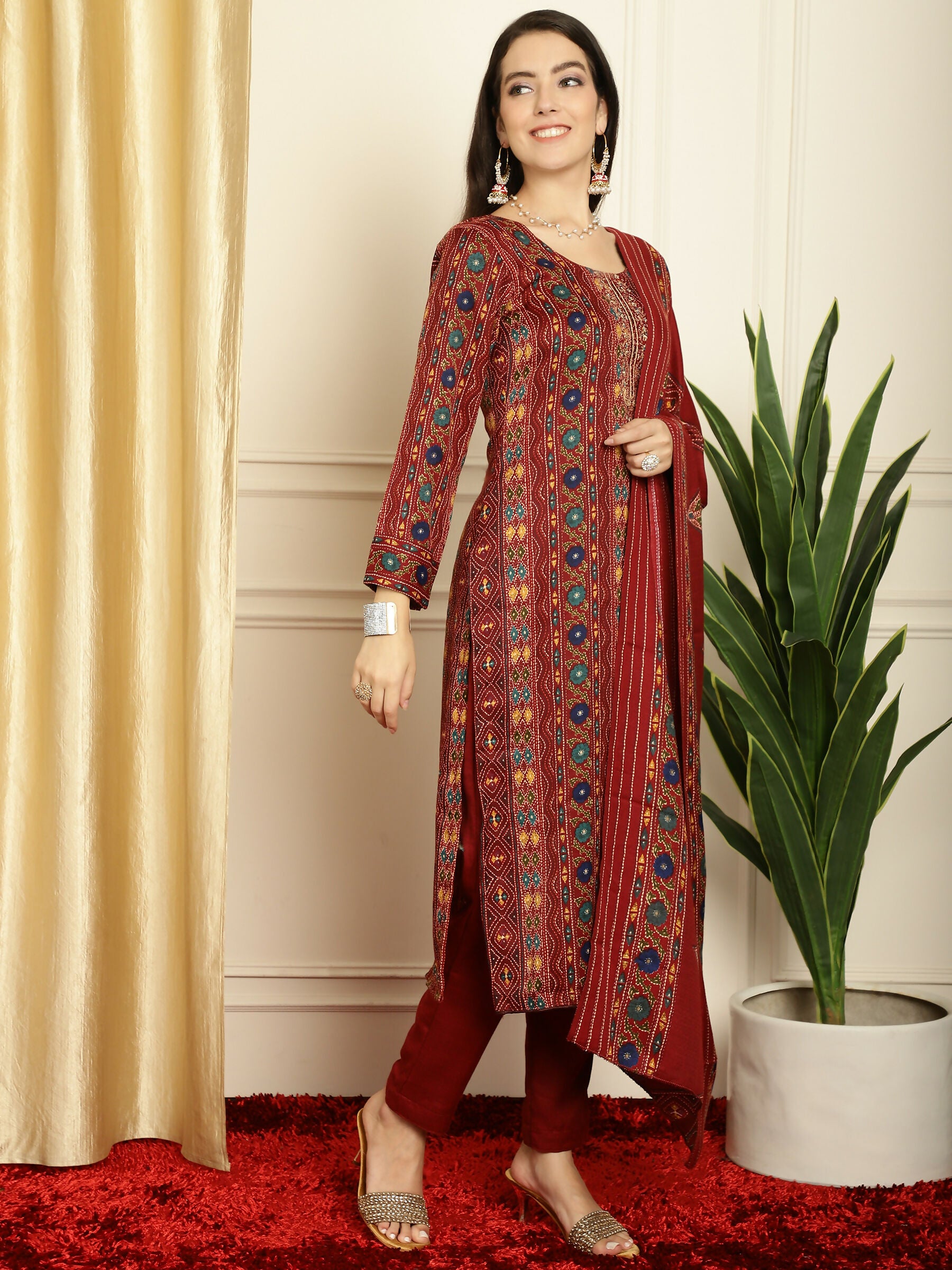 Jyoti Fashion Women's Maroon Pashmina Floral Digital Printed Kurta with Trouser & Dupatta - Distacart