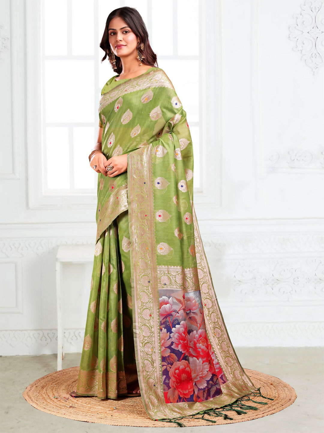 Astita Linen Cotton Green Saree