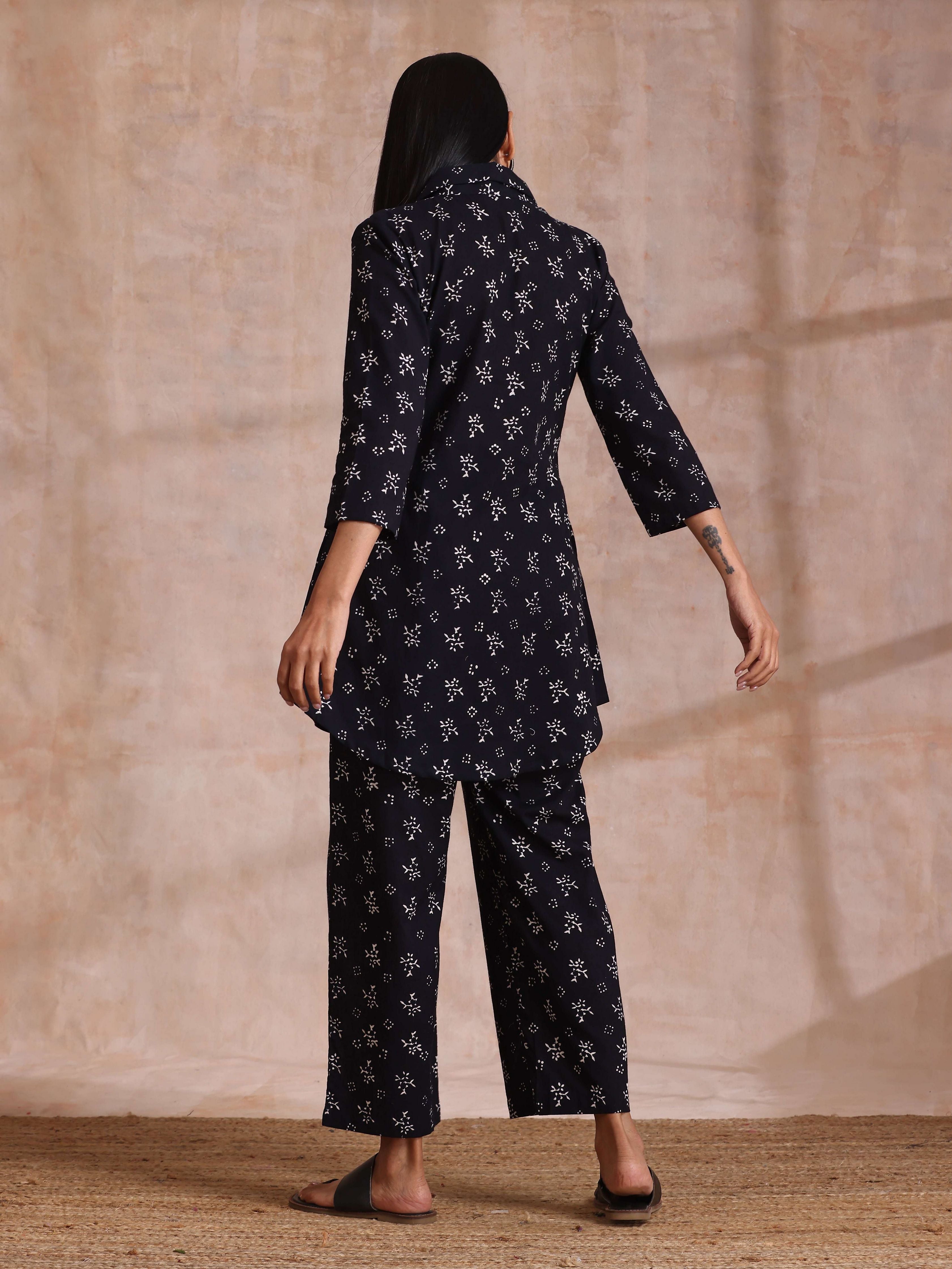 trueBrowns Black White Floral Print Cotton Collar Short Co-Ord Set - Distacart