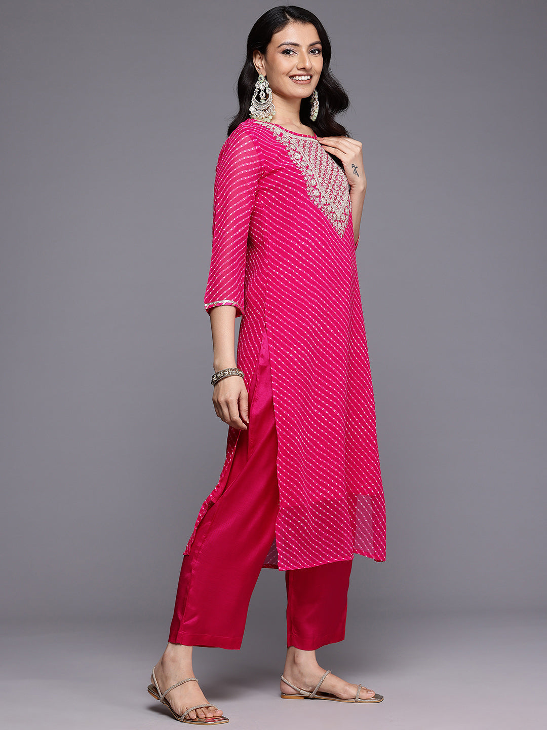 Varanga Women Pink Bandhani Zari And Sequins Embroidered Kurta Set With Dupatta - Distacart