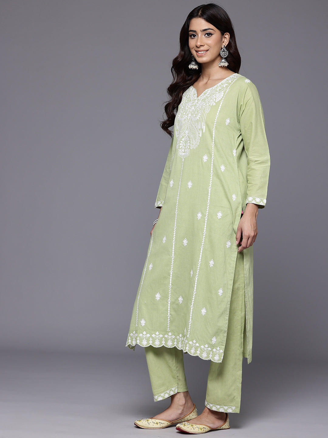 Varanga Women Sea Green Round Neck Heavy Thread Embroidered Kurta With Bottom & Dupatta - Distacart