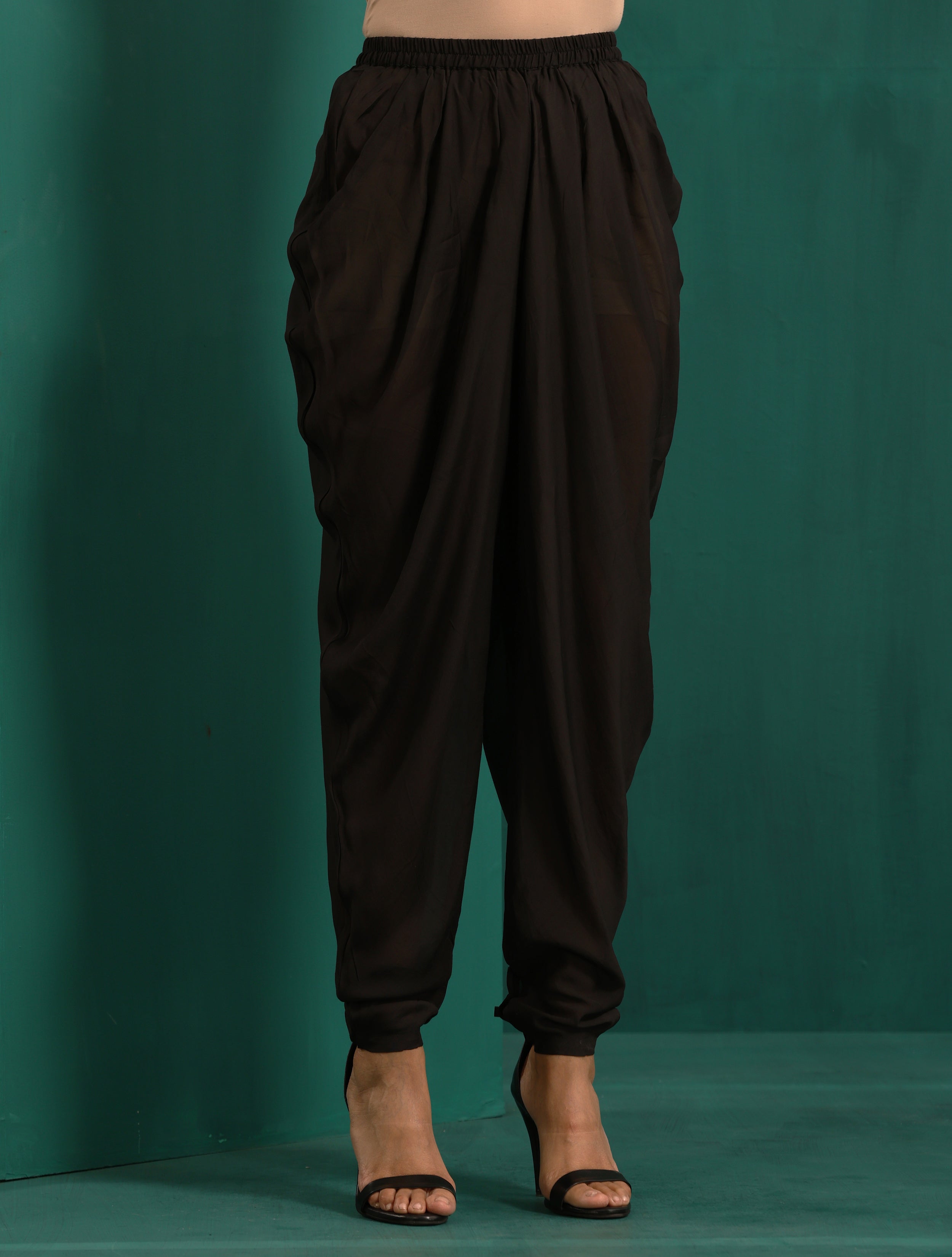 trueBrowns Black Ikat Muslin Silk Printed High Low Co-ord Set - Distacart