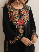 Thumbnail for trueBrowns Black Kashmiri Floral Embroidered Woollen Phiran Kurta - Distacart